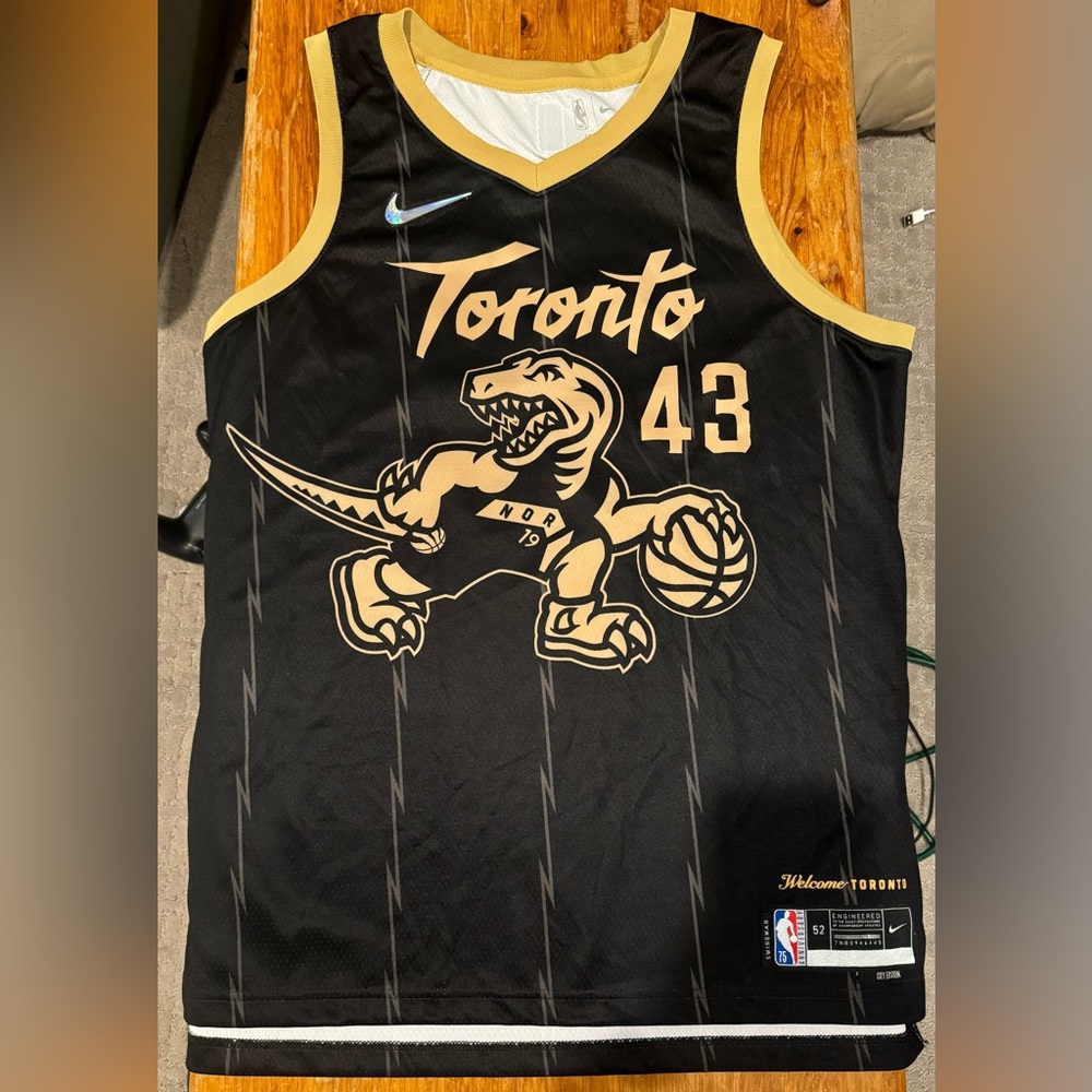 Toronto Raptors 2021-2022 Black/Gold City Edition Swingman Jersey Pascal Siakam
